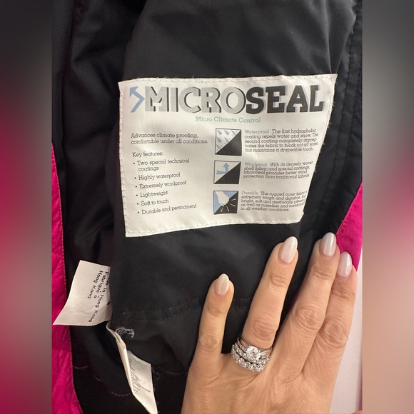 Vintage Tyrolia Ladies Ski Suit With Stirups Size 4 - Picture 7 of 16